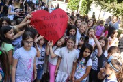 Performans učenika "Zagrlimo školu"