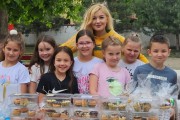 Humanitarni bazar osnovaca u "Mikiću"